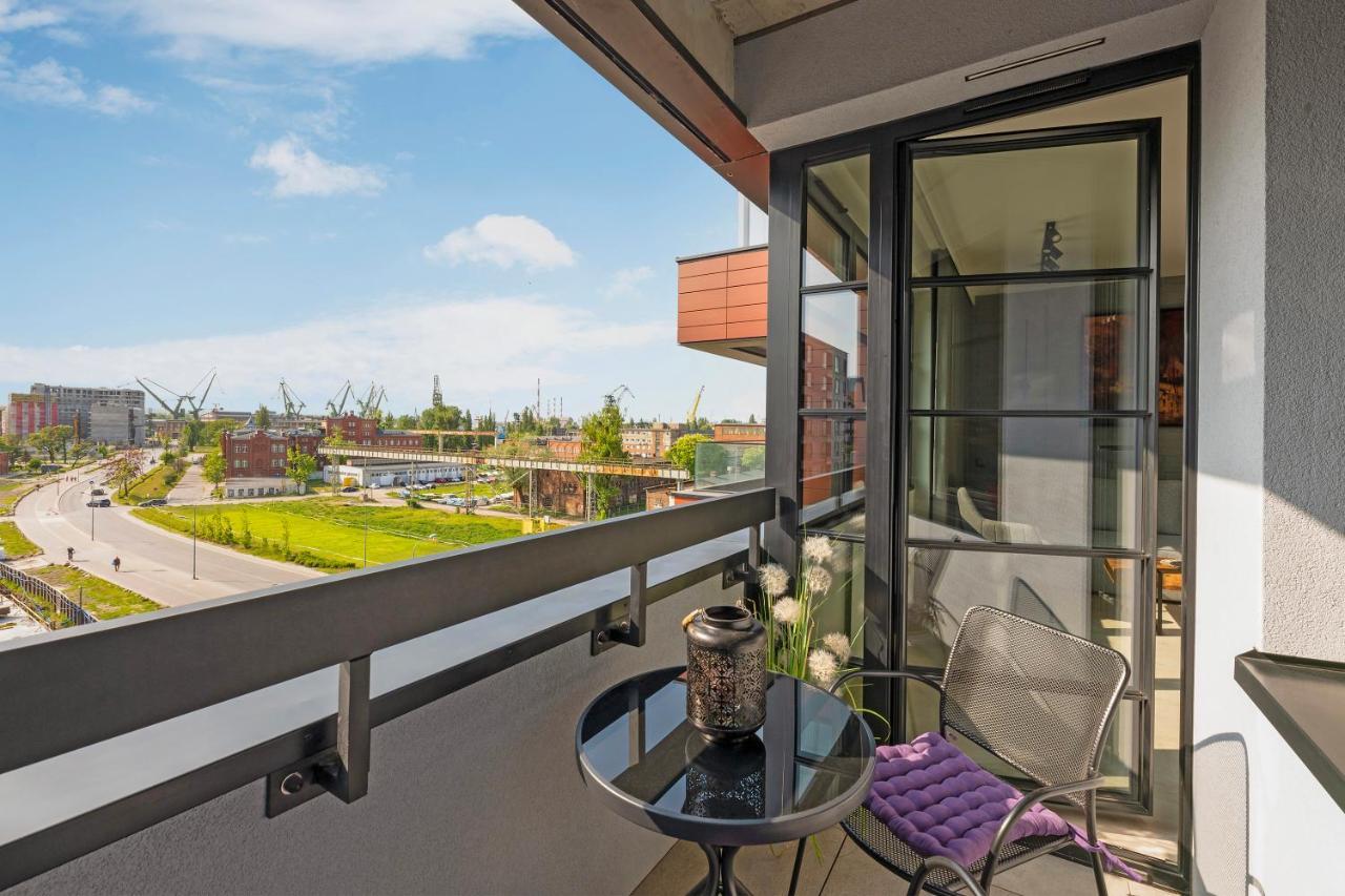 Flatbook - City Center Apartments Doki Living Gdańsk Extérieur photo