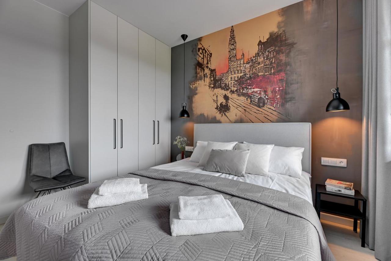 Flatbook - City Center Apartments Doki Living Gdańsk Extérieur photo