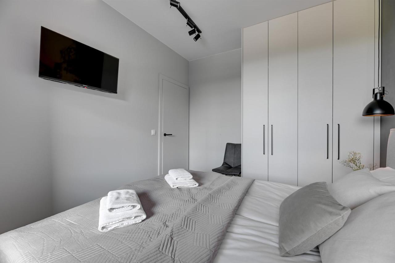 Flatbook - City Center Apartments Doki Living Gdańsk Extérieur photo
