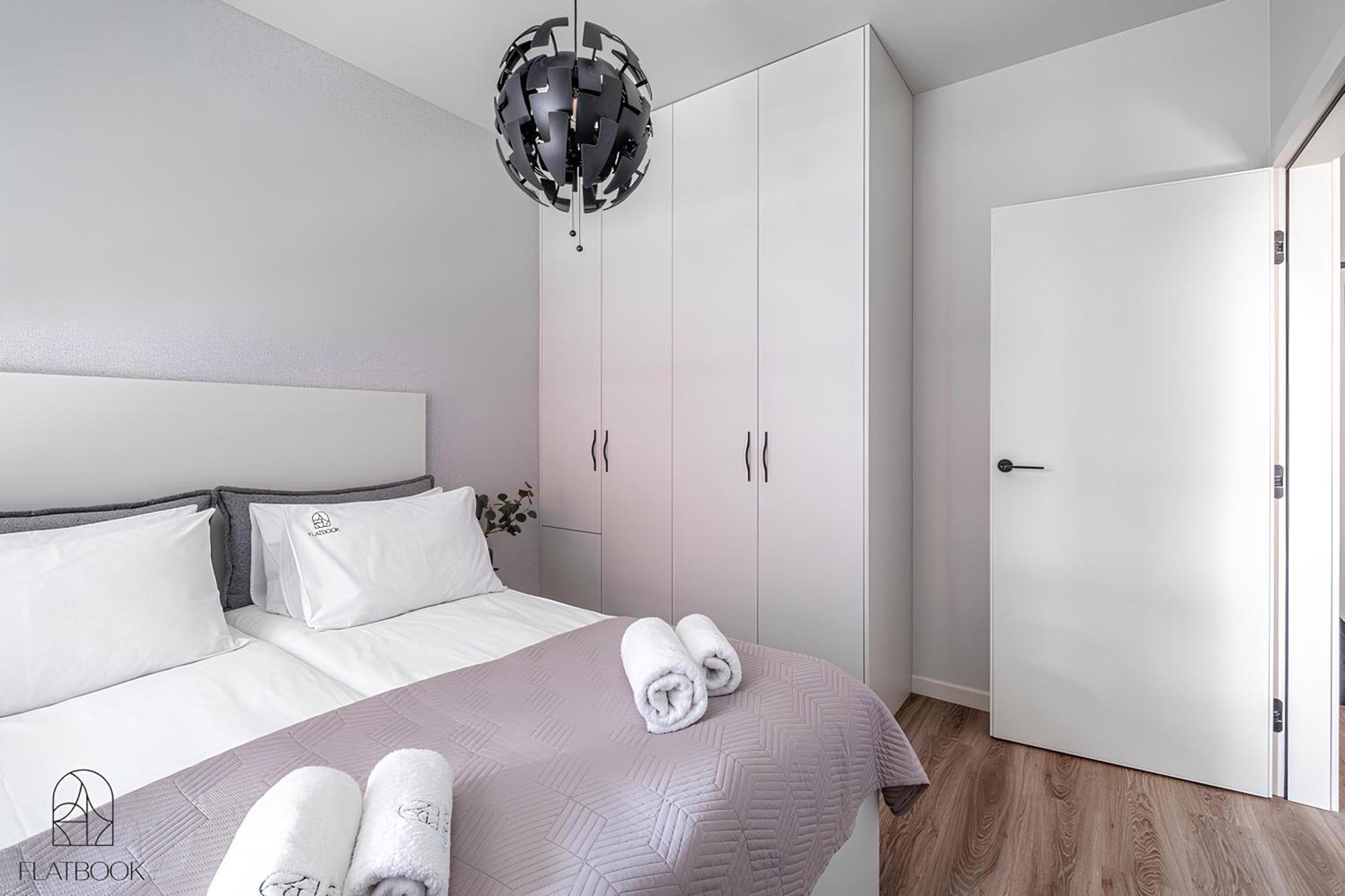 Flatbook - City Center Apartments Doki Living Gdańsk Extérieur photo