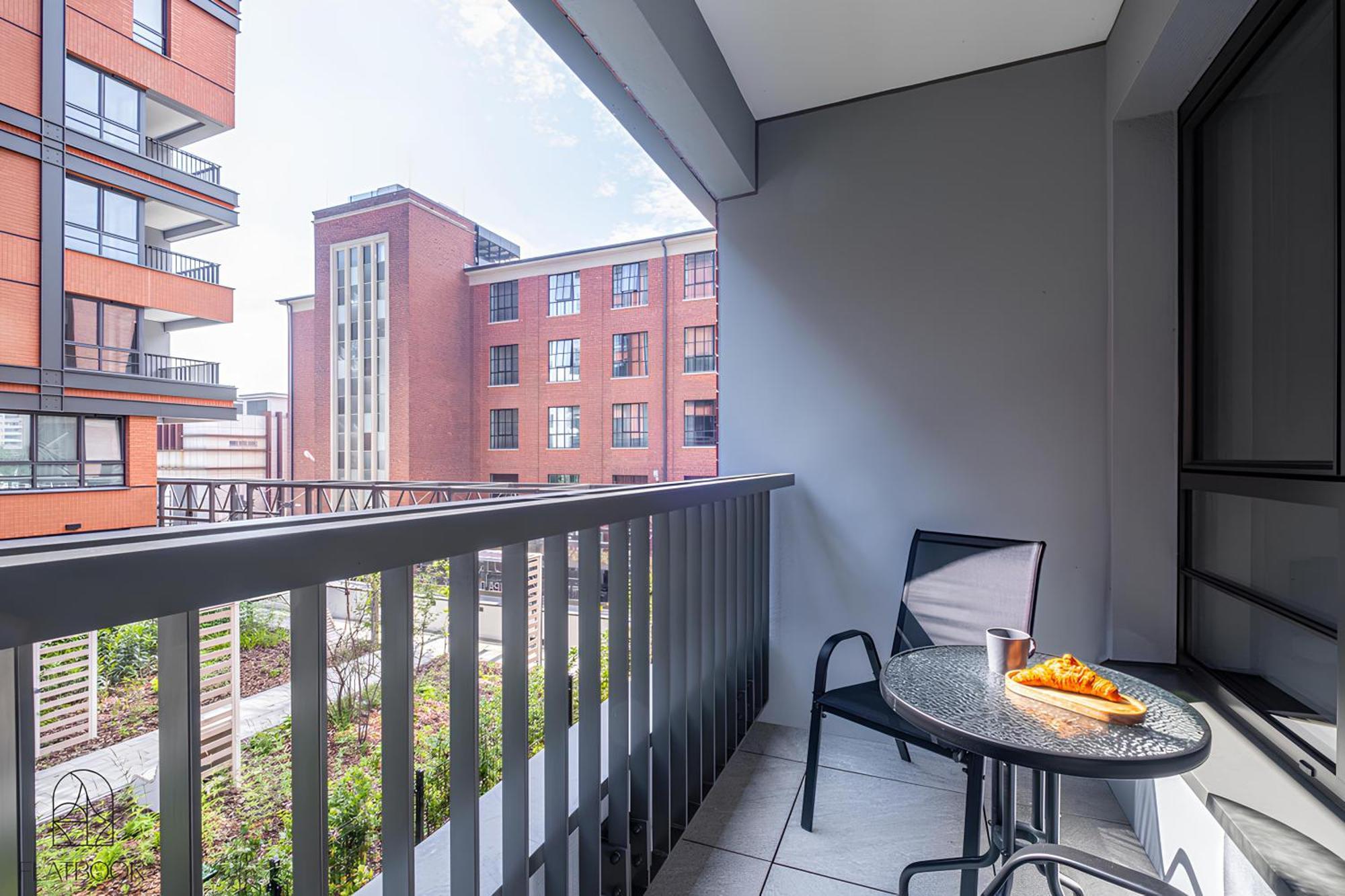 Flatbook - City Center Apartments Doki Living Gdańsk Extérieur photo